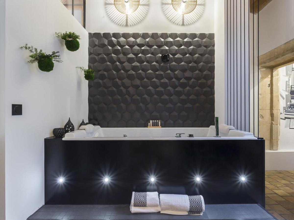Host Inn - Coeur Vieux Lyon & Spa Екстер'єр фото